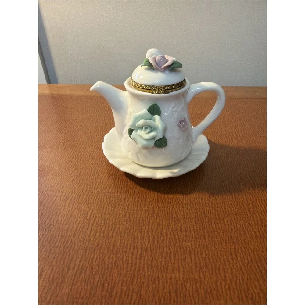 Vintage Trinket Box Teapot & Saucer Mini Roses Porcelain  4